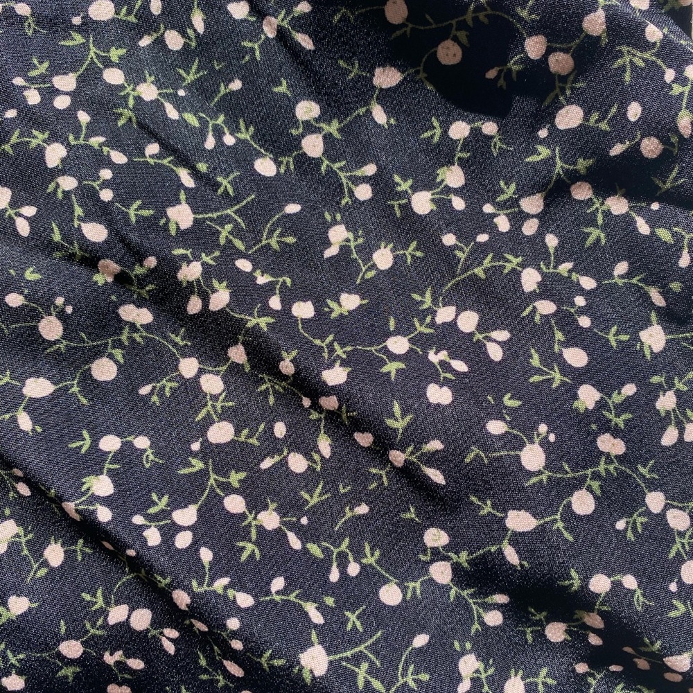 Black floral button up midi skirt - XS - Picture 2 of 2